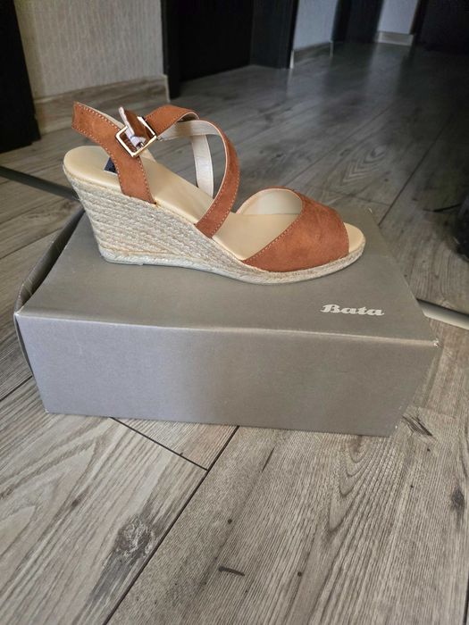 Дамски сандали Bata