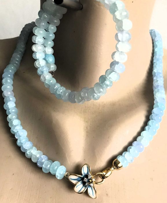 Colier si bratara din rondele agat albastru deschis