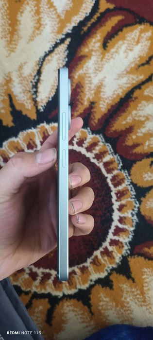 Redmi 13C 4/128 yengi telefon