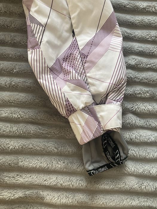 Лыжная куртка.