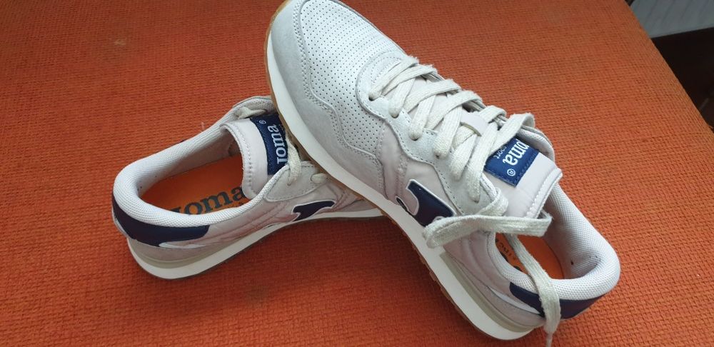Vand adidași Joma!Predare personala doar în București
