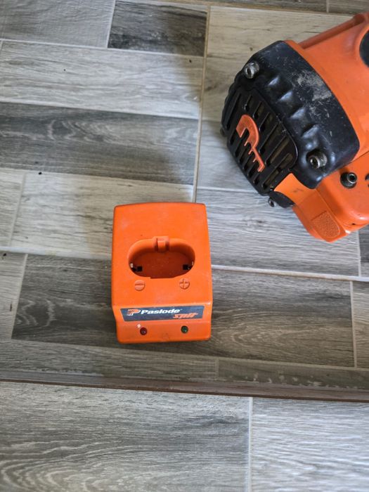 Vand pistol paslode cuie