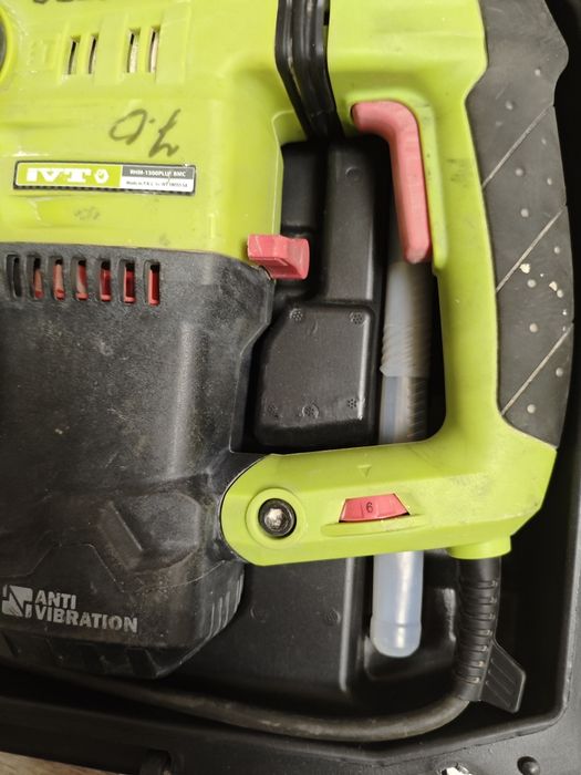 Перфоратор продам.