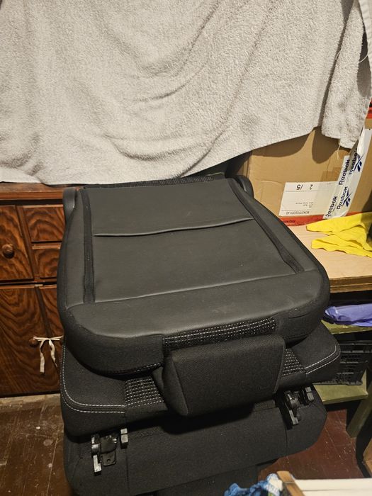 Седалки peugeot 307 sw и щора за багажник