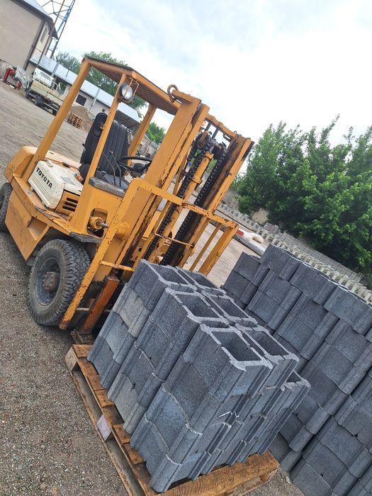 Кара 2х тонник. Хорошем состоянии