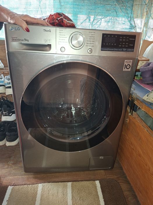 Срочно продам стиральные машинки LG 9 кг гарантия 3 года есть