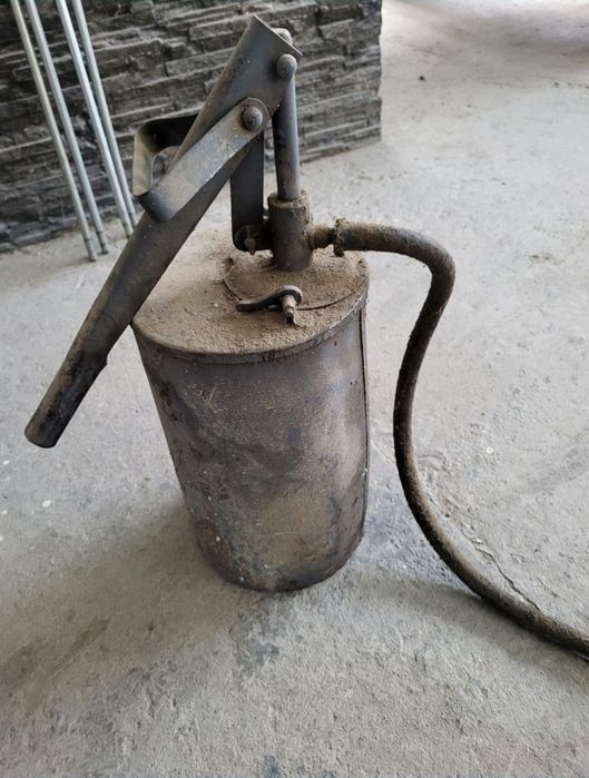 Продам каток и нагнетать масла