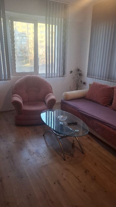 Дава се под наем Едностаен апартамент в Плевен, Дружба 2 - 45 кв.м за 204 € - Снимка #9