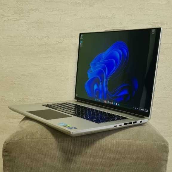 Ноутбук Gigabyte AERO 16 XE5, б/у