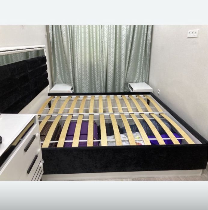 Кровать двуспальная