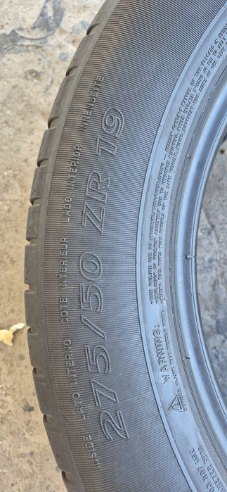 2 anvelope vara Michelin 275/50/19.Pretul este pe bucata