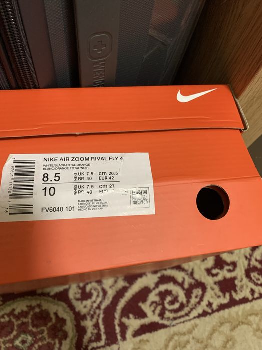 Продам мужские кроссвоки nike air zoom fly 4 42 размер