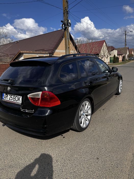 Bmw 320 163 cp  .