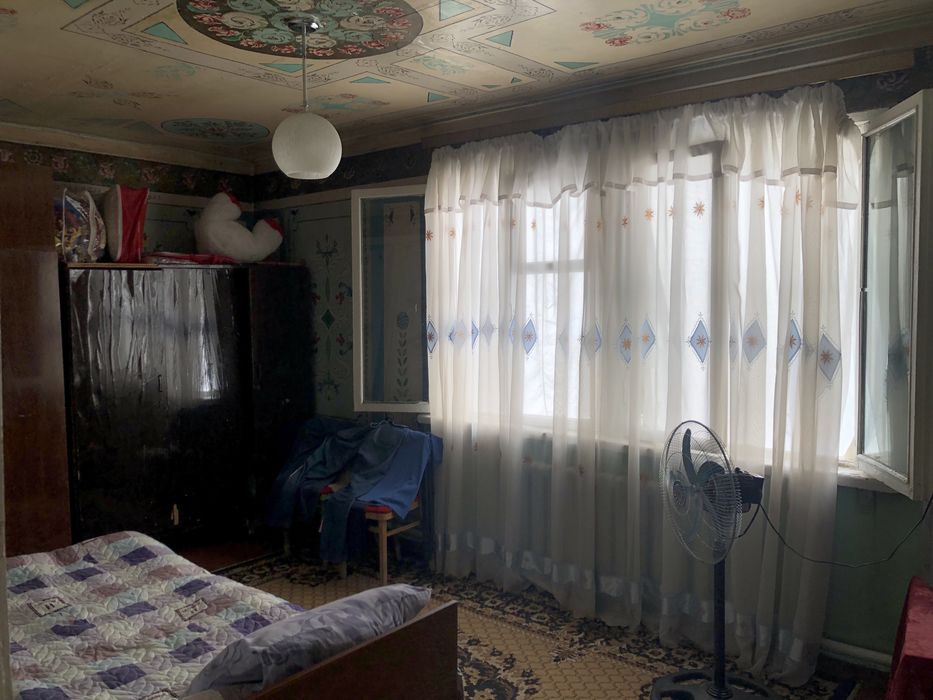 Uy sotiladi 6 sotix 7 xona sergeli sputnik