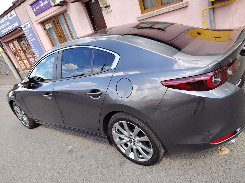 Vand Mazda 3 sedan