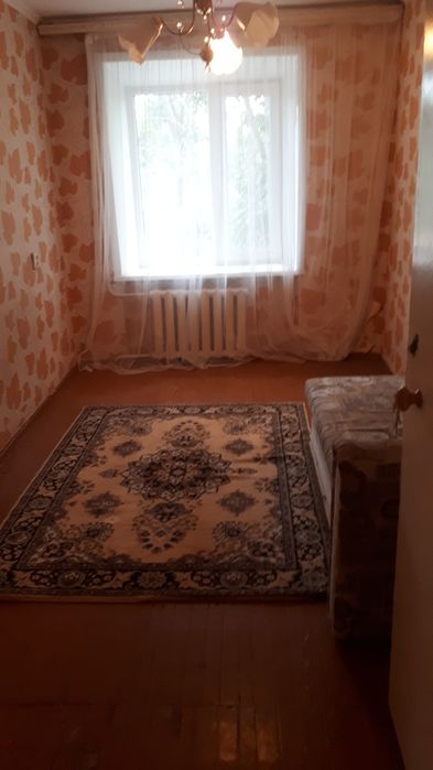 Продам трехкомнатную квартиру. Торг