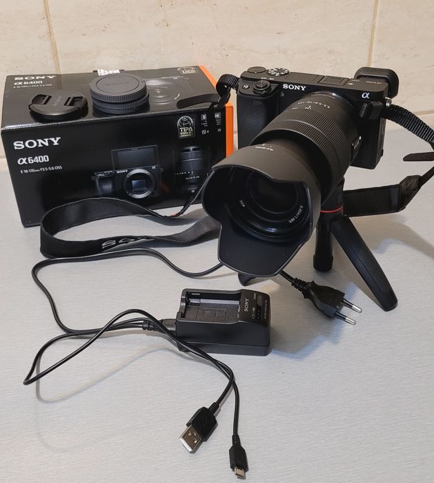Sony A6400 KIT obiectiv 18-135mm F3.5 - 5.6 OSS / 1401 cadre