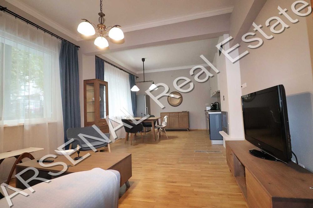 Дава се под наем Тристаен апартамент в София, Лозенец - 95 кв.м за 817.53 € - Снимка #8