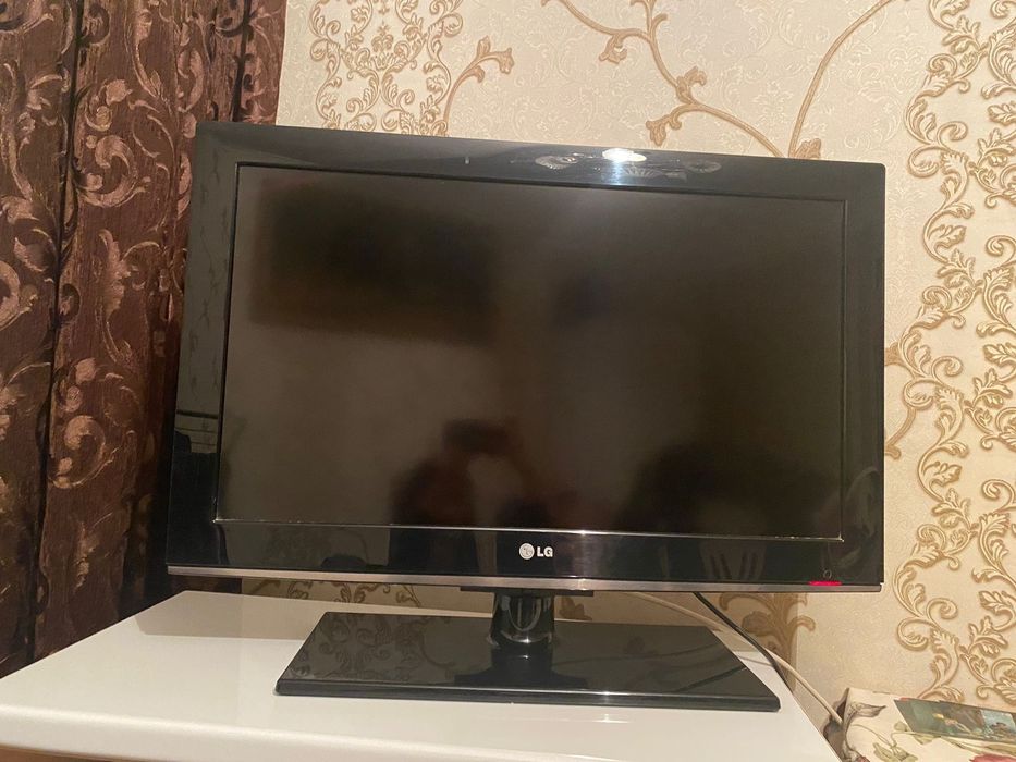 Продам Телевизор LG