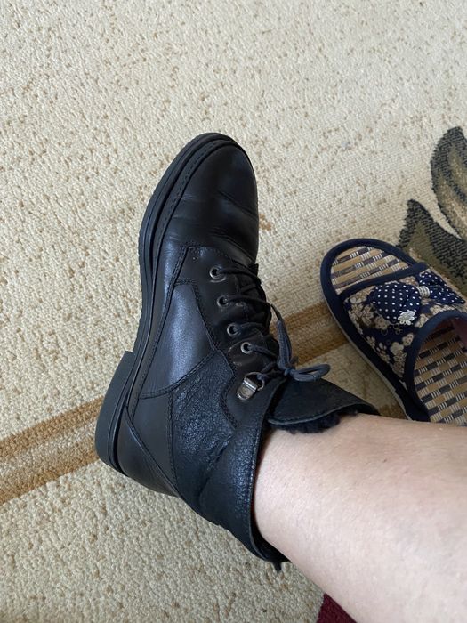 Ghetute din piele imblanite