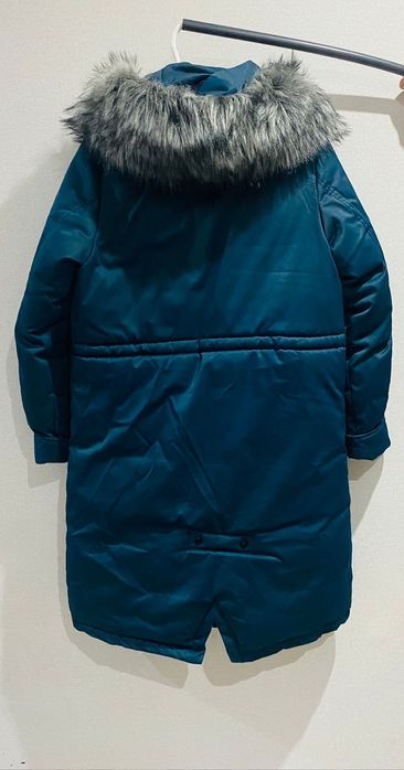 Продам женскую куртку