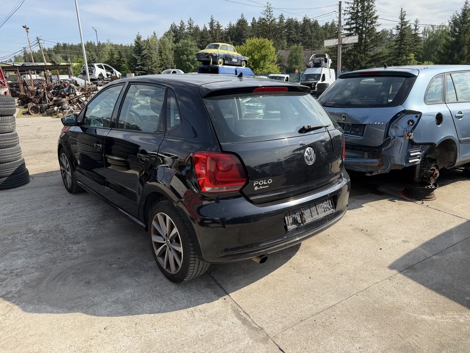 Volkswagen Polo 1.6 TDI НА ЧАСТИ