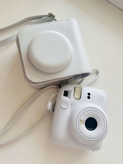 Продам Instax 12 mini