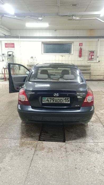 Продам машину Хюндай Елантра!!