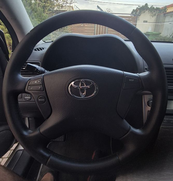 Volan Toyota Avensis T25