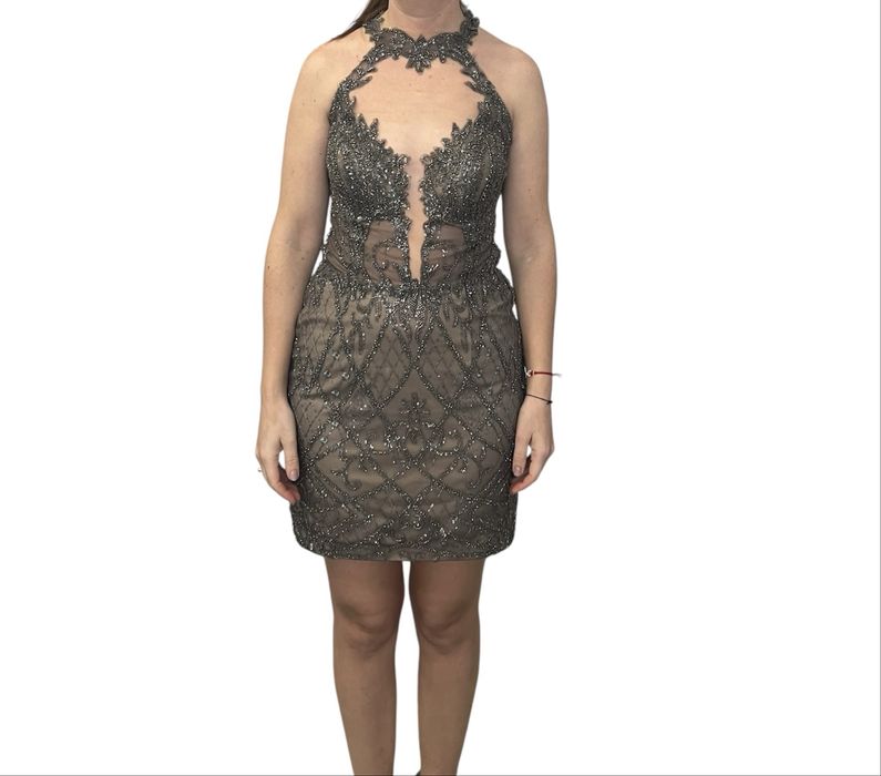 Официална рокля