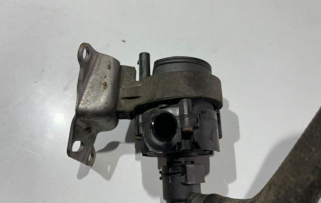 Pompa recirculare apa 2.0D B47 764394903 BMW Seria 5 F07/F10/F11 [fac