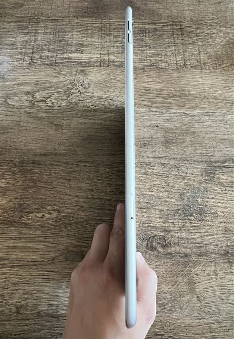 Продам планшет ipad pro