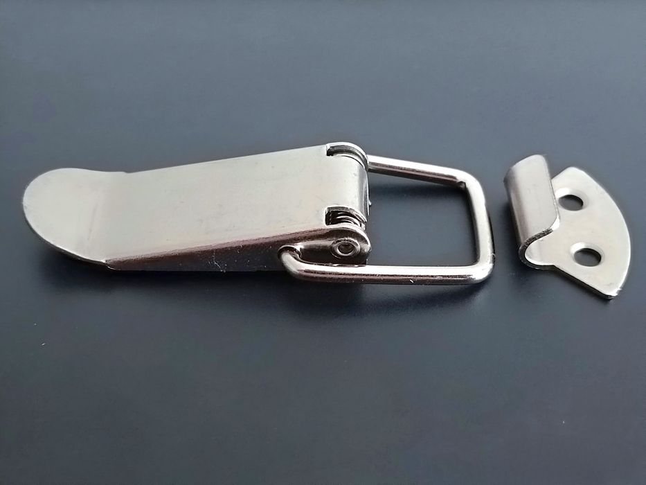 Qulf/zajim/qisqich/зажимы/защёлка/quti uchun eshikka