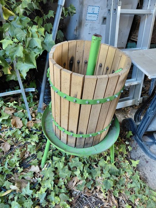 Продавам запазени