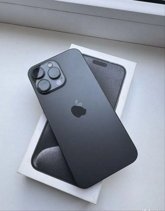 Срочно Айфон 15 про макс 512 гб