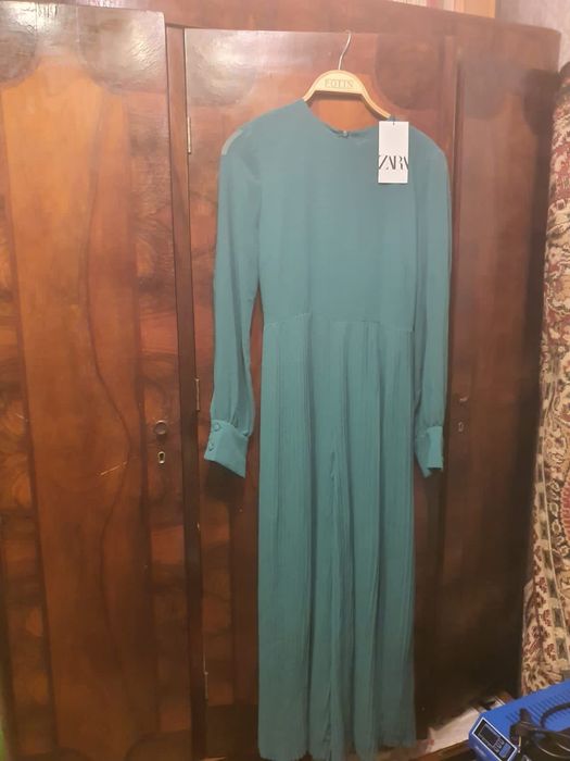 Одежда новая ZARA