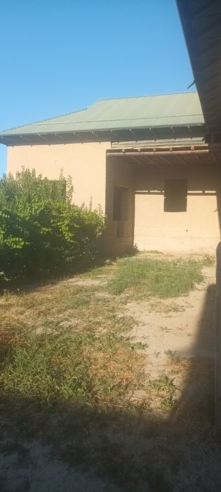 Кармана тумани "Варк" МФЙда иккита ховли сотилади курилган .