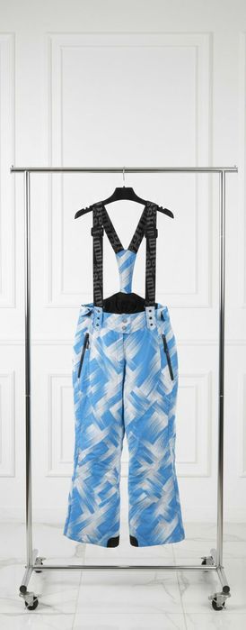 Горнолыжный костюм