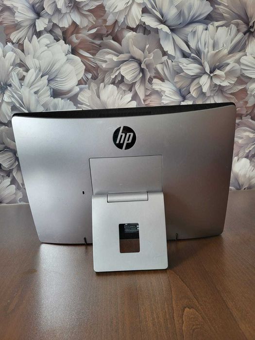 ПРОДАМ МОНОБЛОК - HP Б/У в отличном состоянии