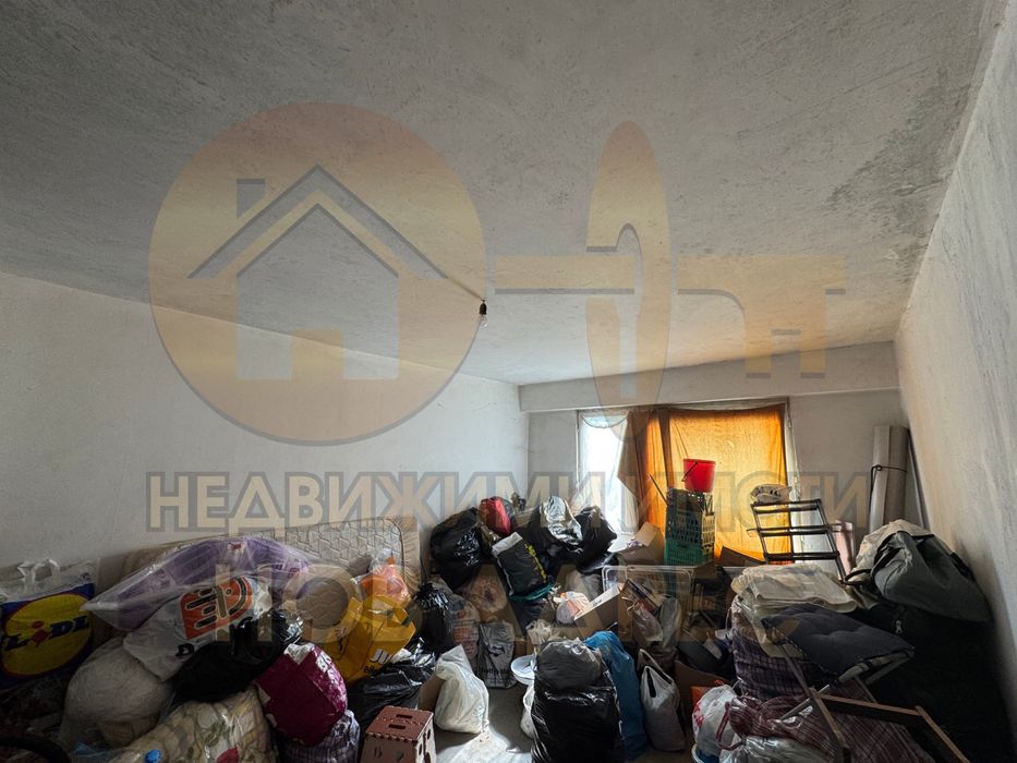 Продава се Двустаен апартамент в Търговище, Запад 3 - 60 кв.м за 931 €/кв.м - Снимка #4