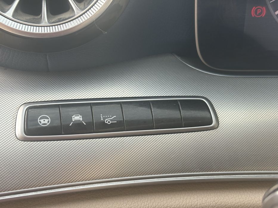 Mercedes-Benz e220d coupe