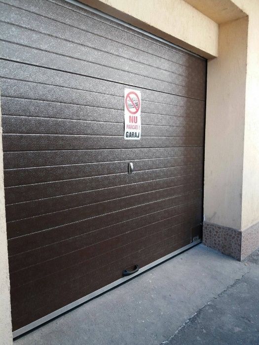 Usa sectionala rezidentiala izolata 2500L/2000H Maro