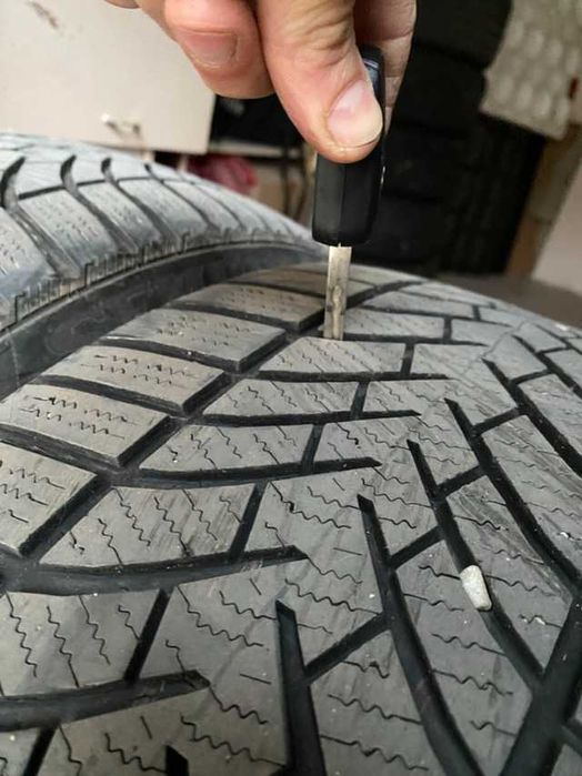 235/40/19 ЗИМНИ Semperit Speed Grip 3 DOT2020