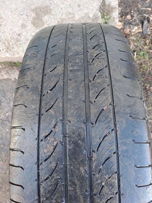 Продам 2 шины 235/55 R18 Мишлен