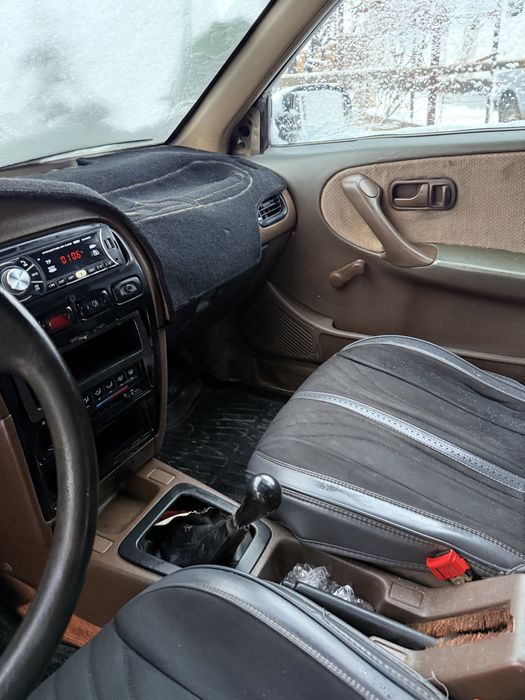 Nissan Premiera 1992