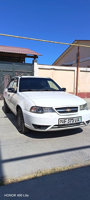 Nexia 2 sotiladi 1.6 dons holati ideal narxi 5 200 $