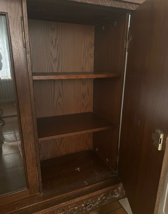 Vitrina/comoda din lemn masiv - sector 4