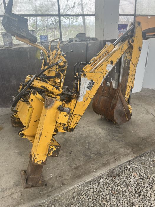 Brat excavare /retroexcavator import italia