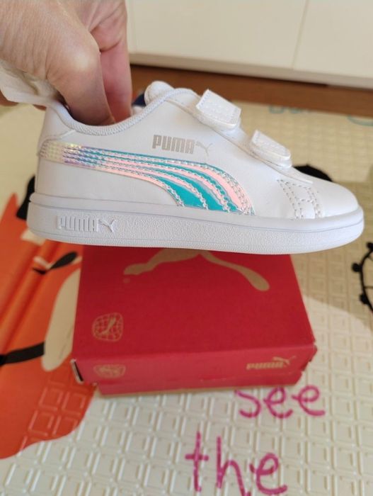 Vând adidași Puma Marimea 22