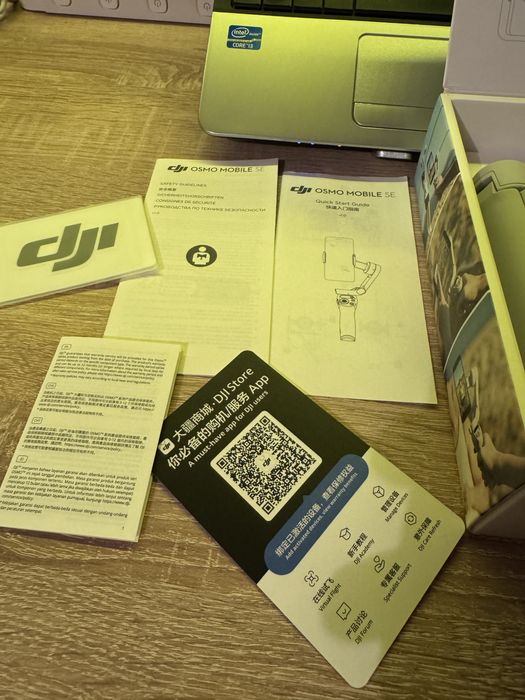 Selfie Ghimbal DjI Osmo SE Alb